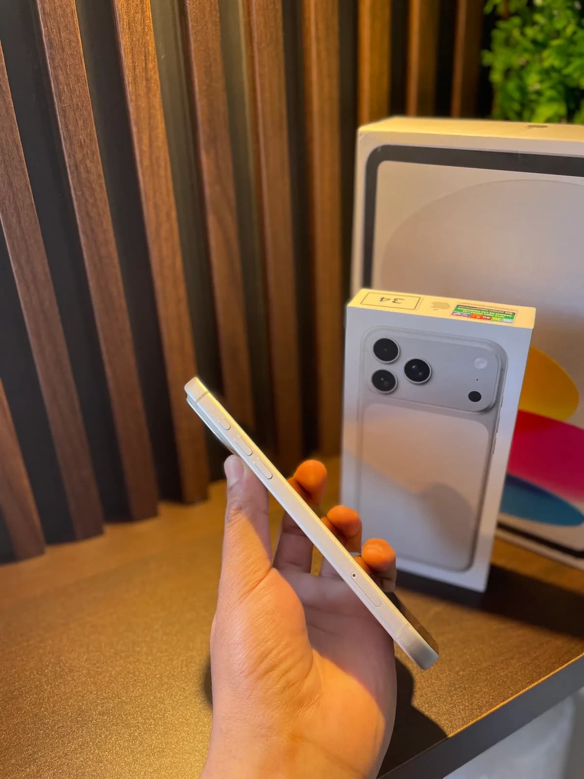 Iphone 17 Pro Max Silver
